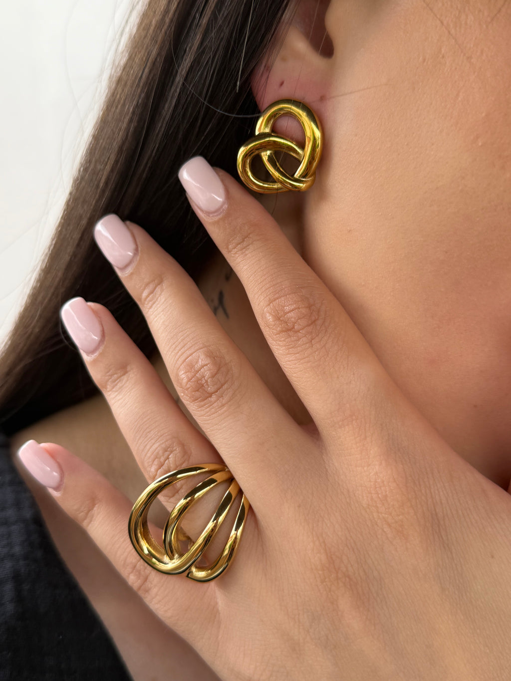 Liora orbit set - ring en oorbellen