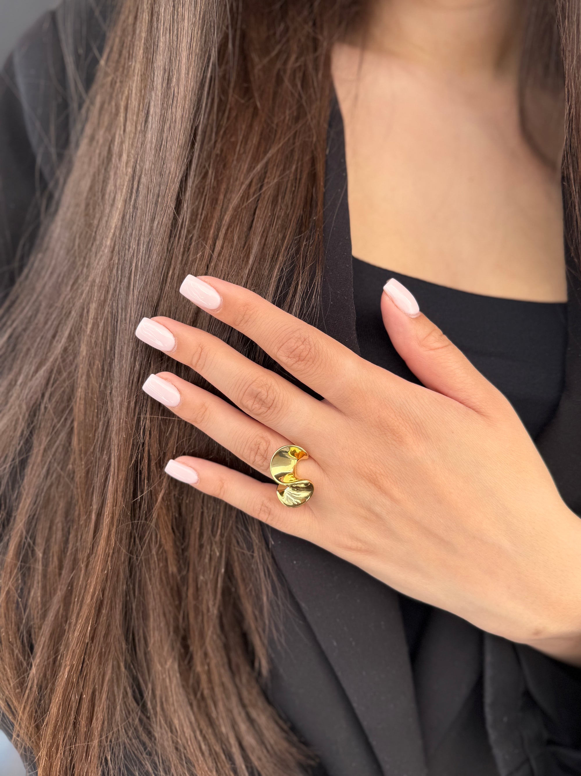 Sunkissed swirl ring