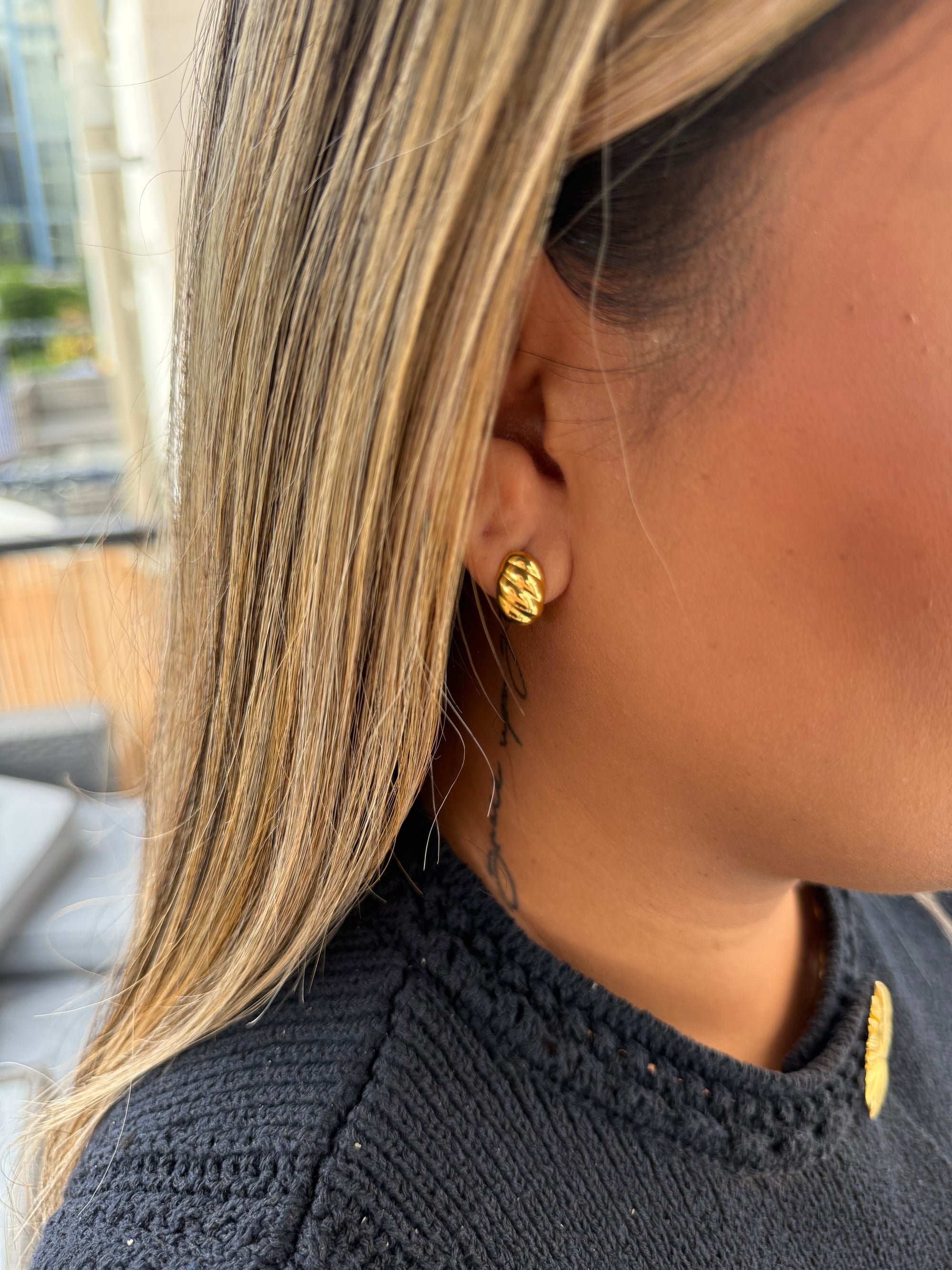 Crescent curve oorbellen