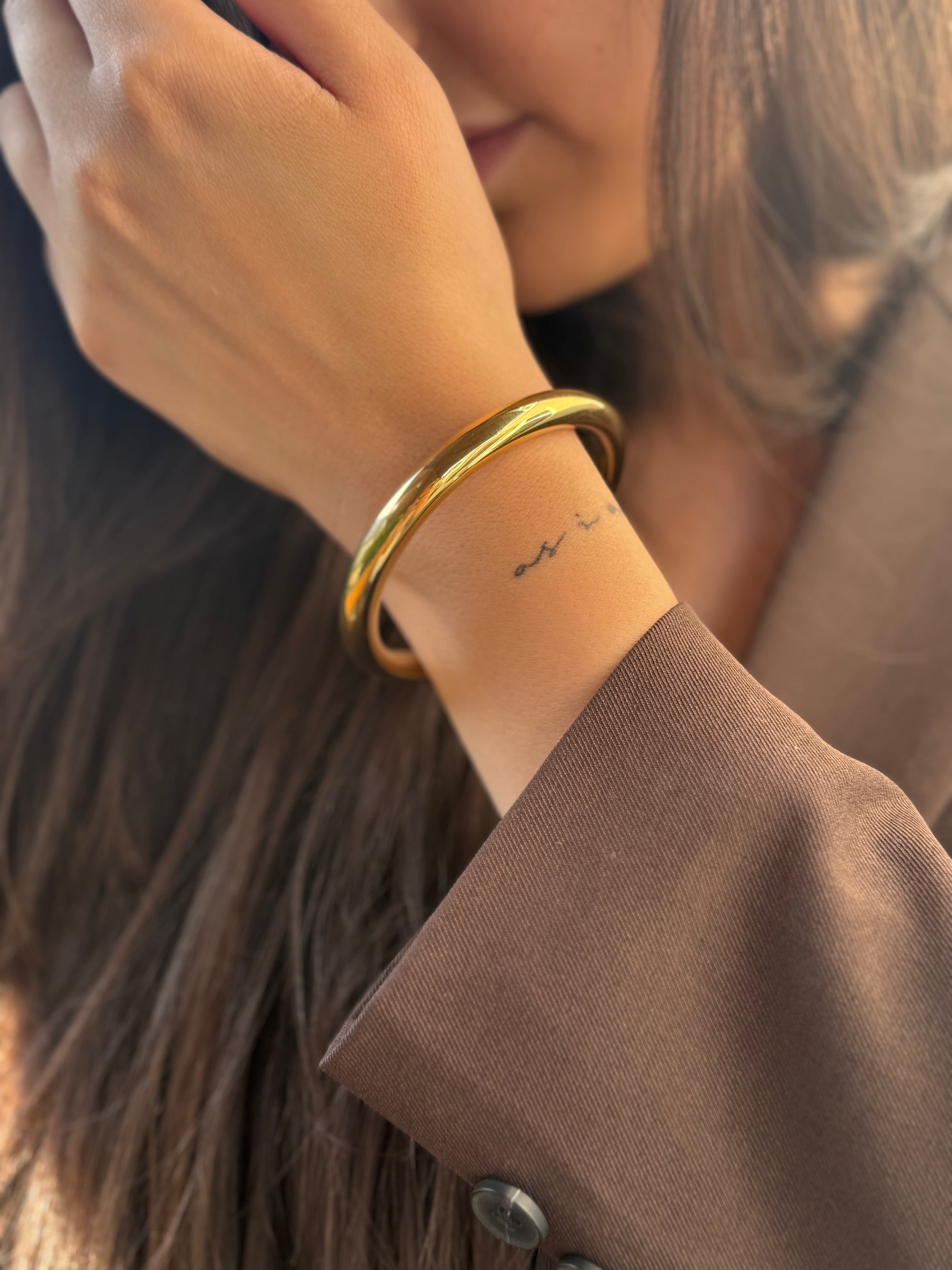 Forever loop armband