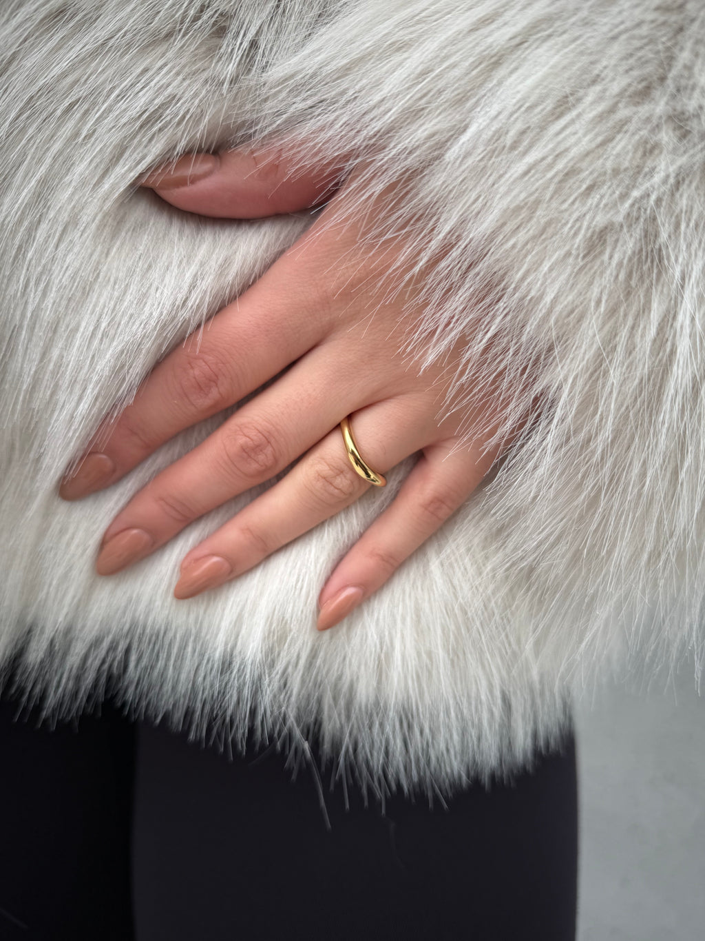 Natural grace midi ring
