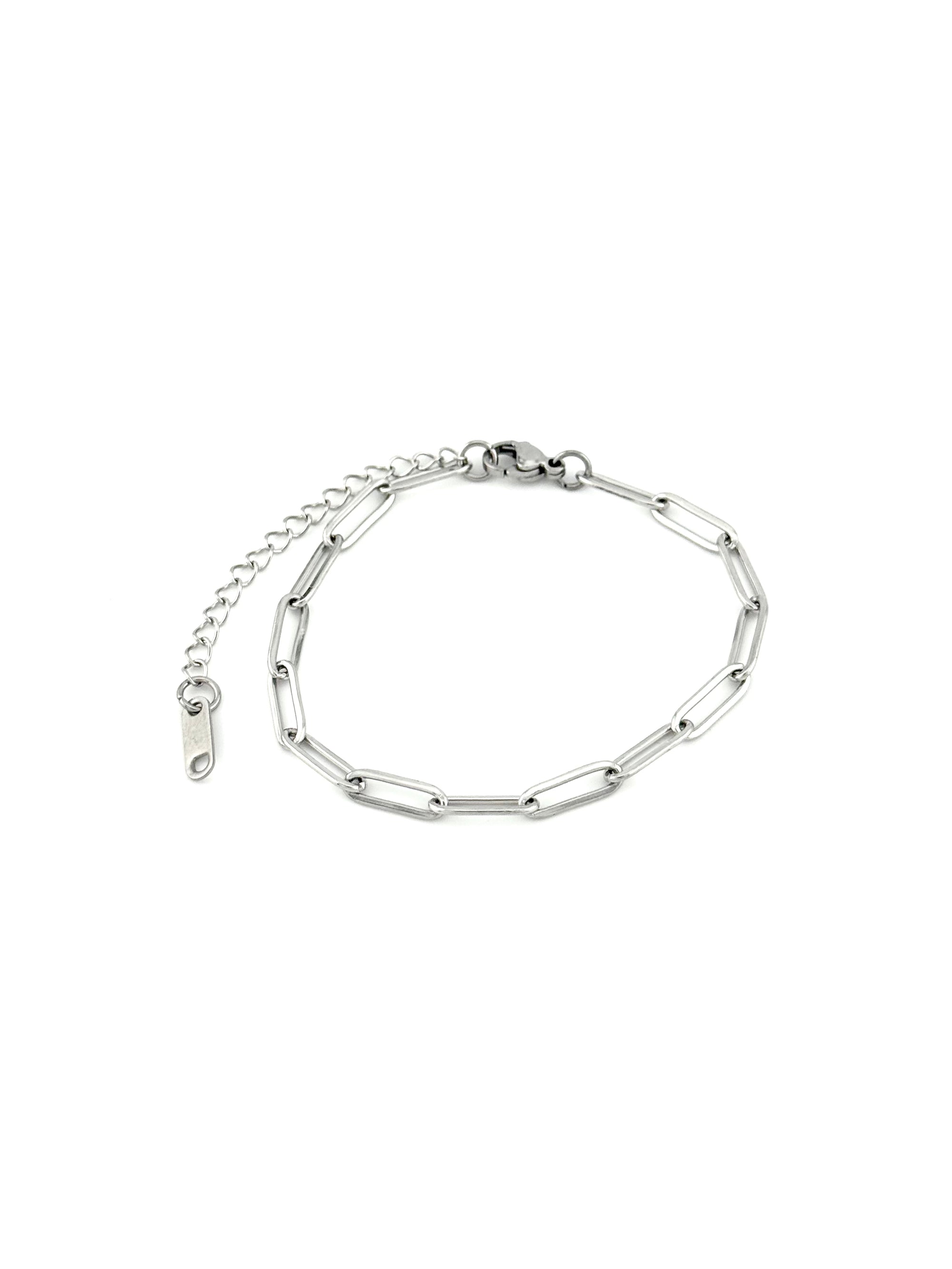 Closer than ever armband